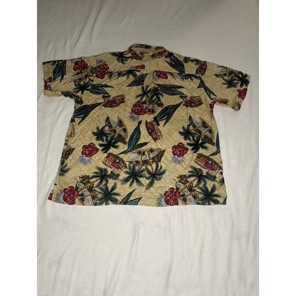 Chereskin Button Down Shirt Mens XL Tan Excellent Tropical Woody Car Rayon Aloha